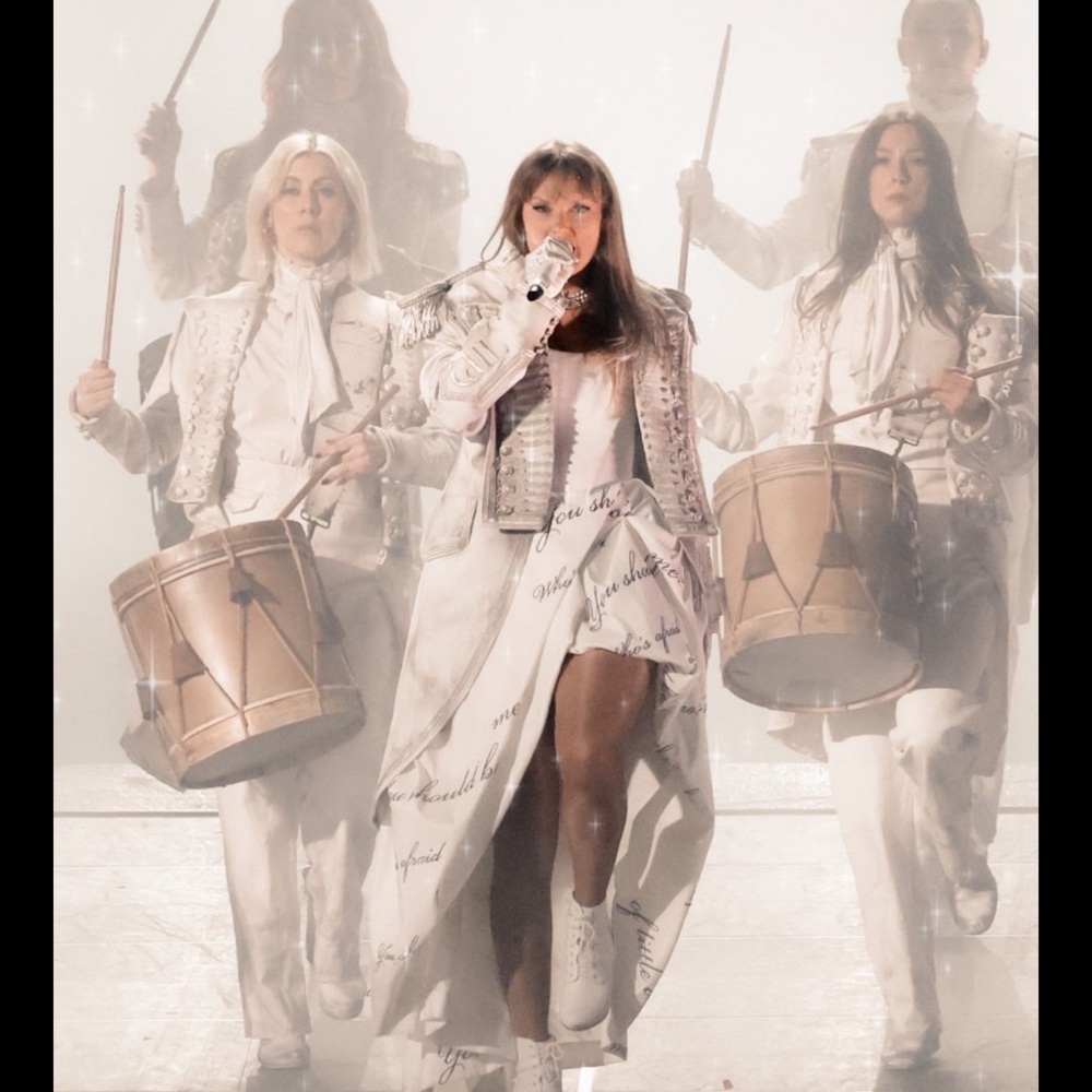 Meet your Posher, Kayla